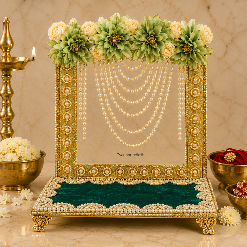 Emerald Green Pearl Singhasan Chowki Makhar