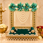 Emerald Green Pearl Singhasan Chowki Makhar